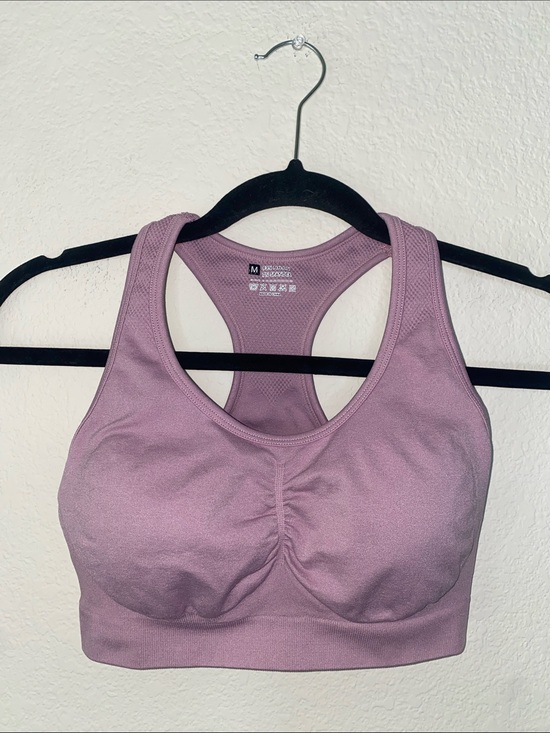 Other - 🪼Adorable lilac sports bra!